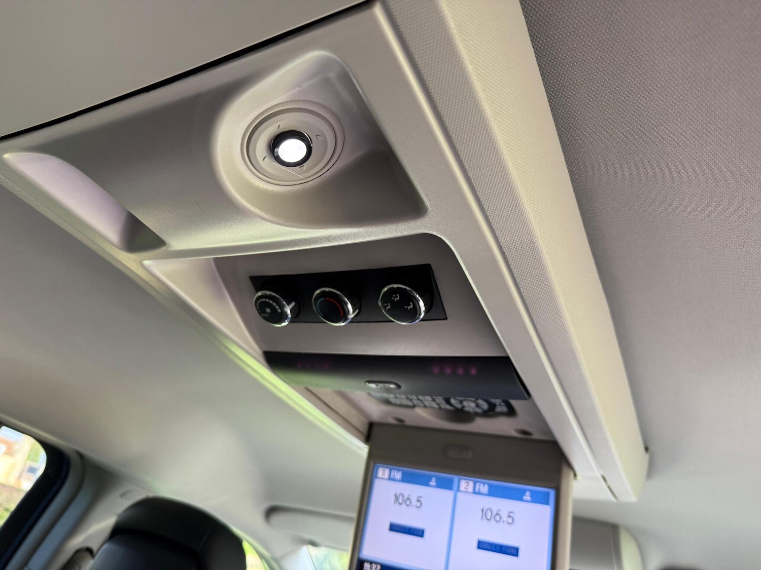 Used Chrysler Grand Voyager 2011 for sale - 76537931: Photo 28