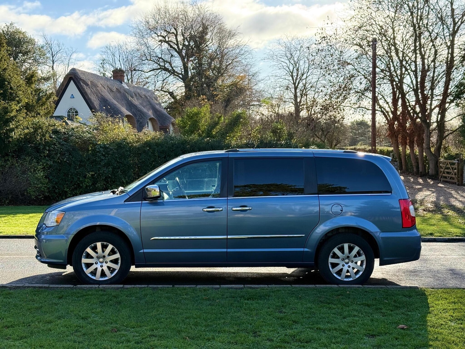 Used Chrysler Grand Voyager 2011 for sale - 76537931: Photo 7