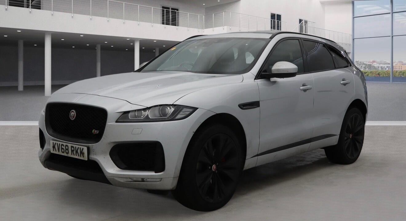 Used Jaguar F-Pace 2018 for sale - 77783355: Photo 2
