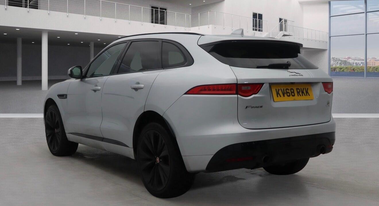 Used Jaguar F-Pace 2018 for sale - 77783355: Photo 4