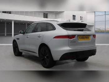 Used Jaguar F-Pace 2018 for sale - 77783355: Photo