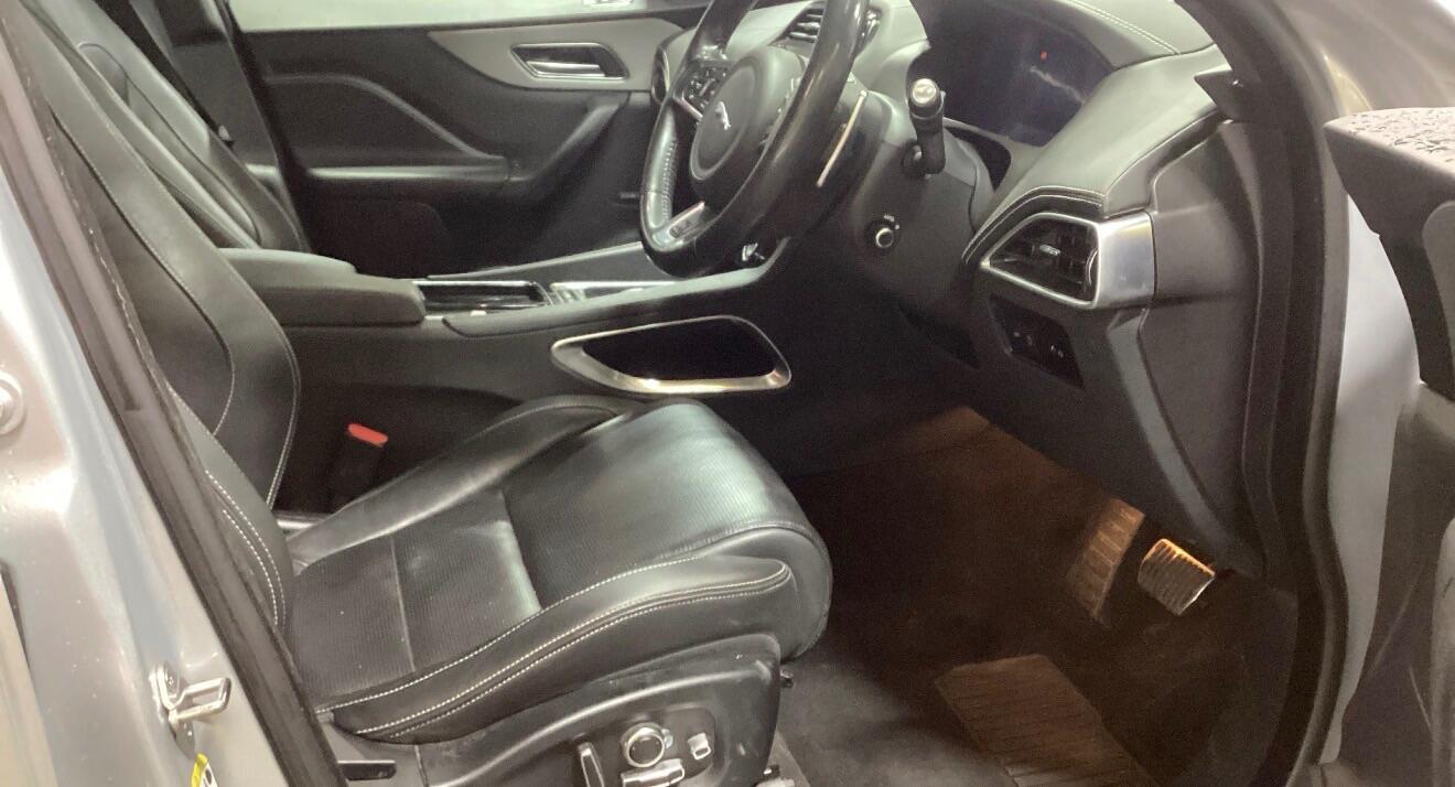 Used Jaguar F-Pace 2018 for sale - 77783355: Photo 7