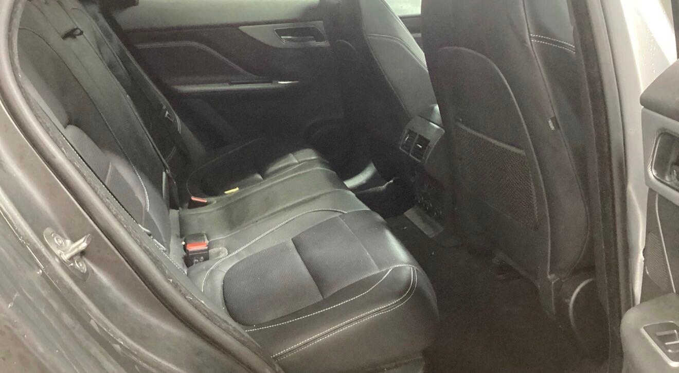 Used Jaguar F-Pace 2018 for sale - 77783355: Photo 8