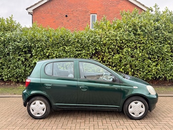 Used Toyota Yaris 2001 for sale - 77982471: Photo