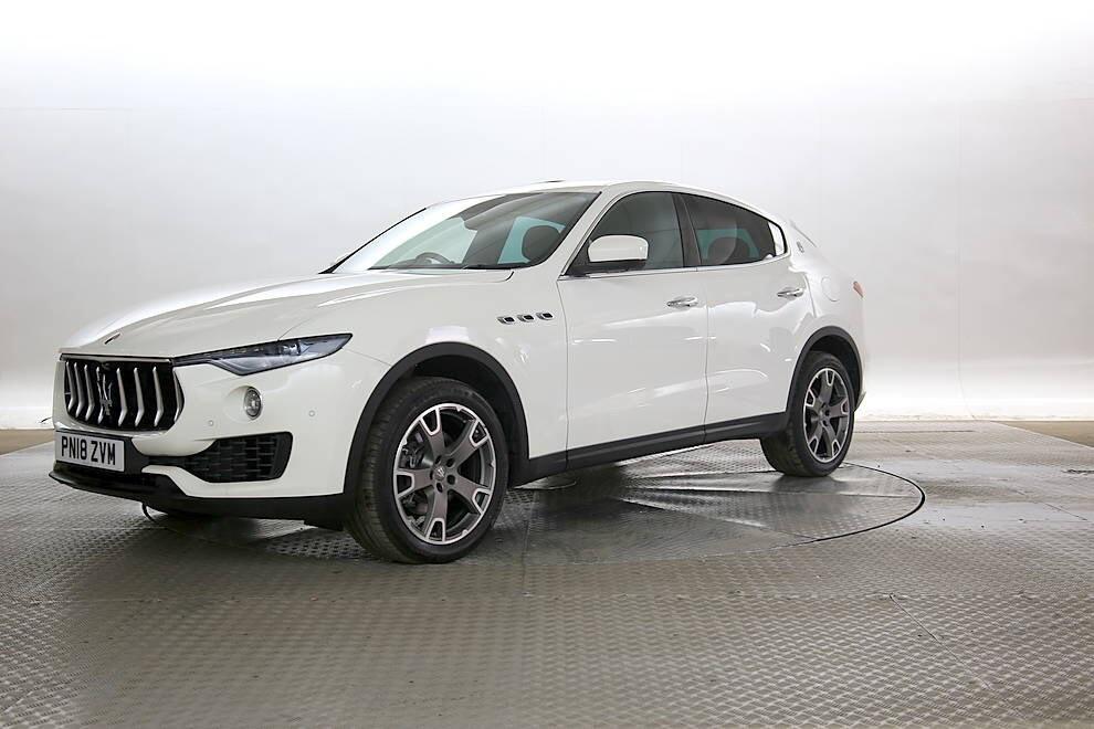 Used Maserati Levante 2018 for sale - 77882213: Photo 2