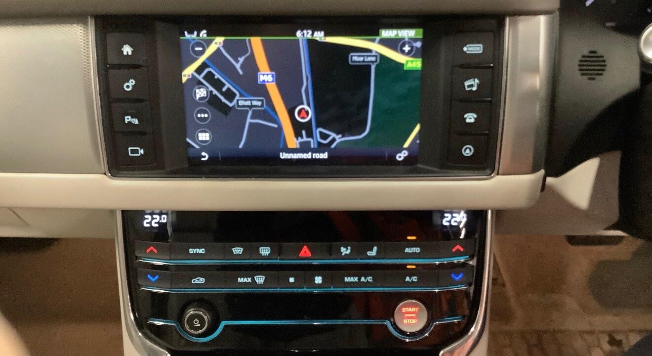 Used Jaguar XF 2018 for sale - 77883607: Photo 10