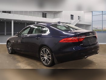 Used Jaguar XF 2018 for sale - 77883607: Photo
