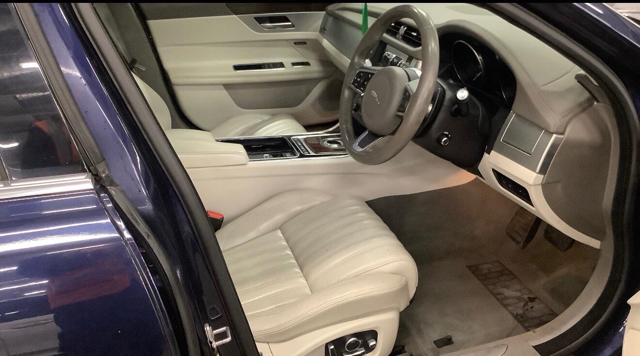 Used Jaguar XF 2018 for sale - 77883607: Photo 7