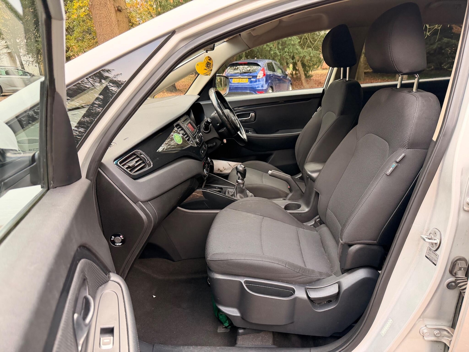 Used Kia Carens 2017 for sale - 76993827: Photo 11