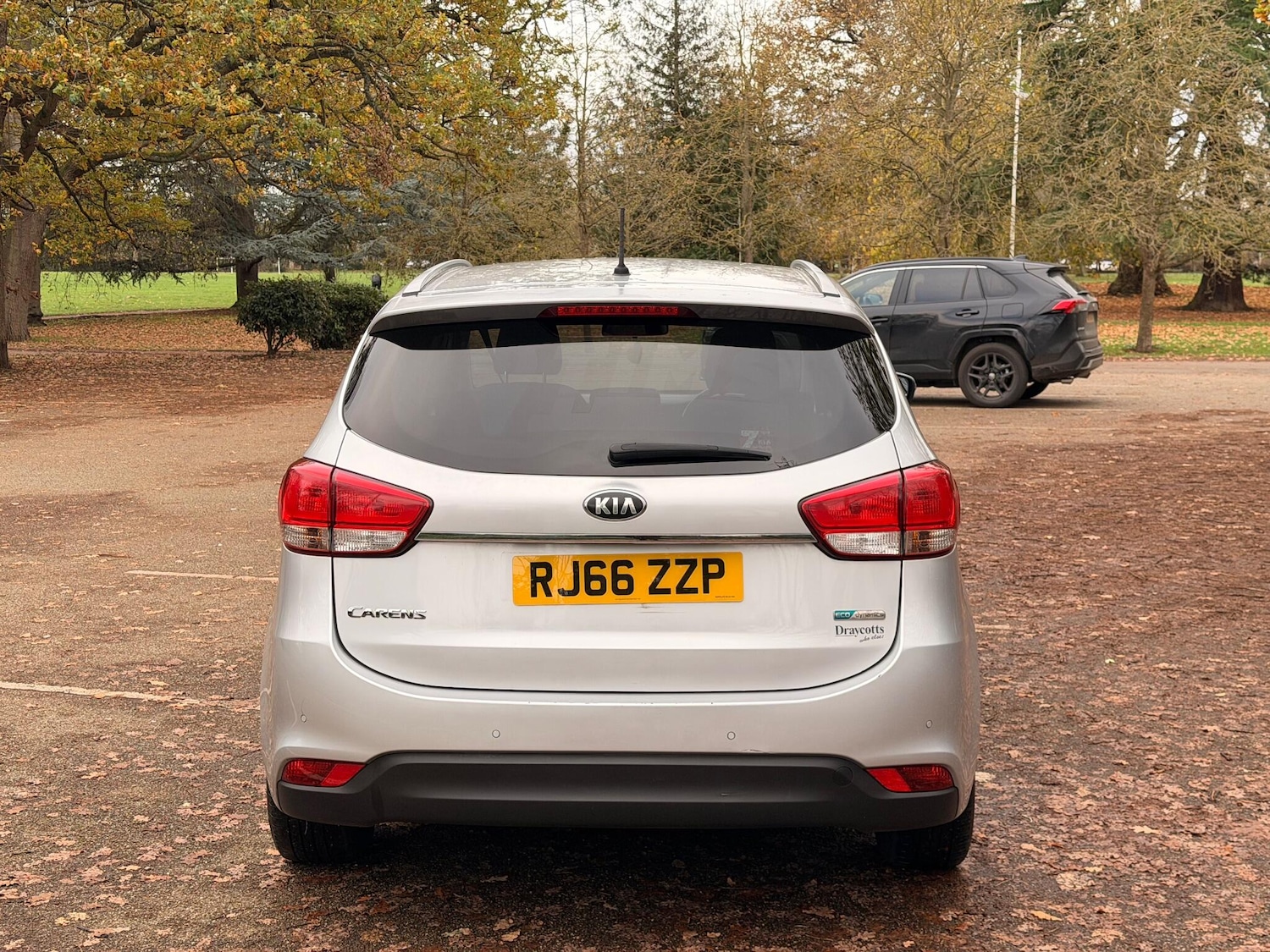 Used Kia Carens 2017 for sale - 76993827: Photo 8