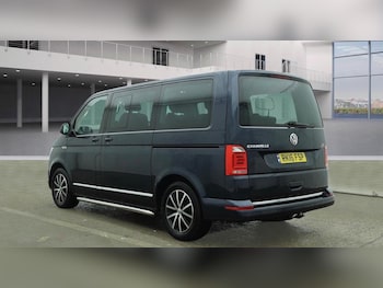 Used Volkswagen Caravelle 2016 for sale - 78205413: Photo
