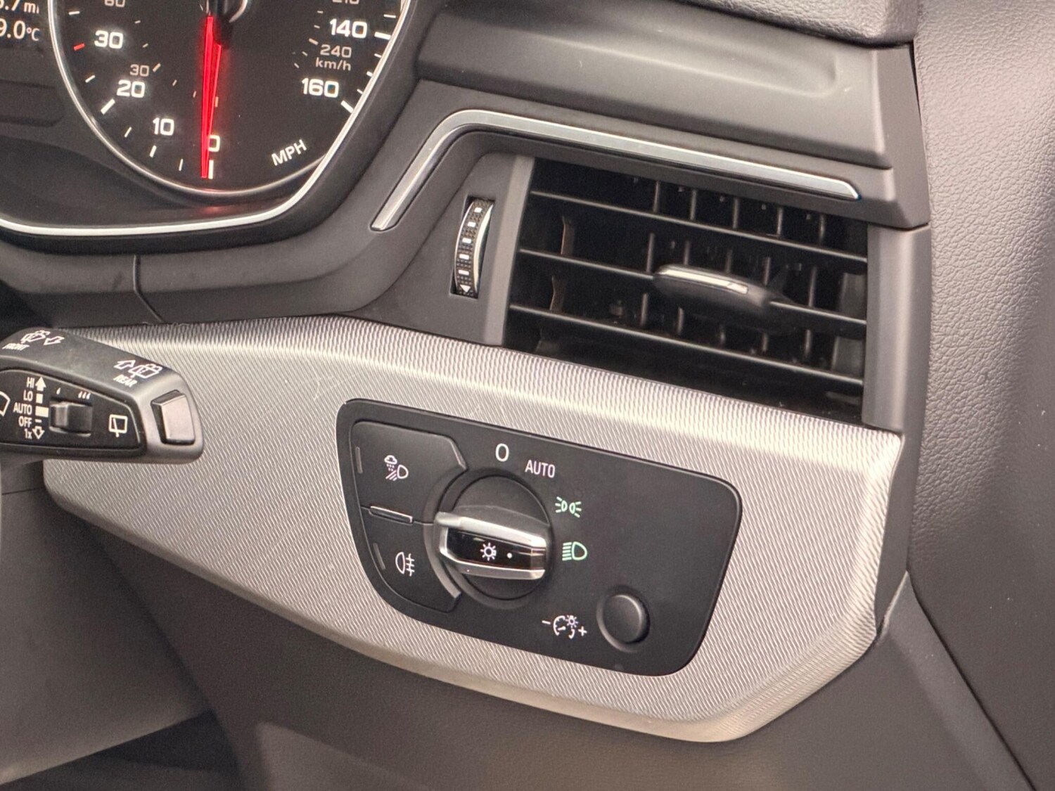 Used Audi A4 Avant 2016 for sale - 77156267: Photo 25