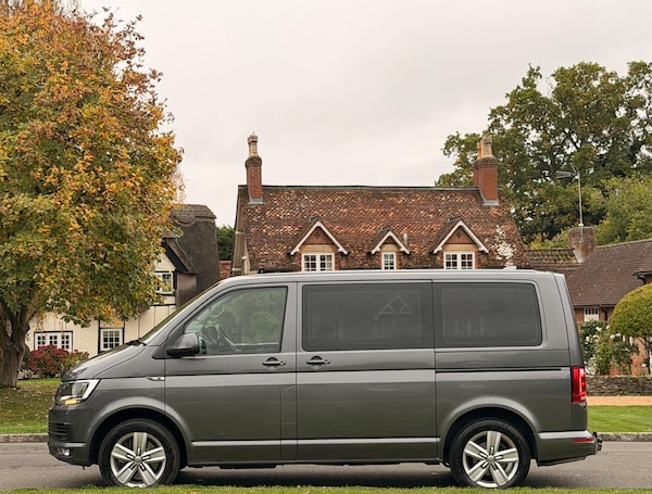 Used Volkswagen Caravelle 2017 for sale - 76152386: Photo 4