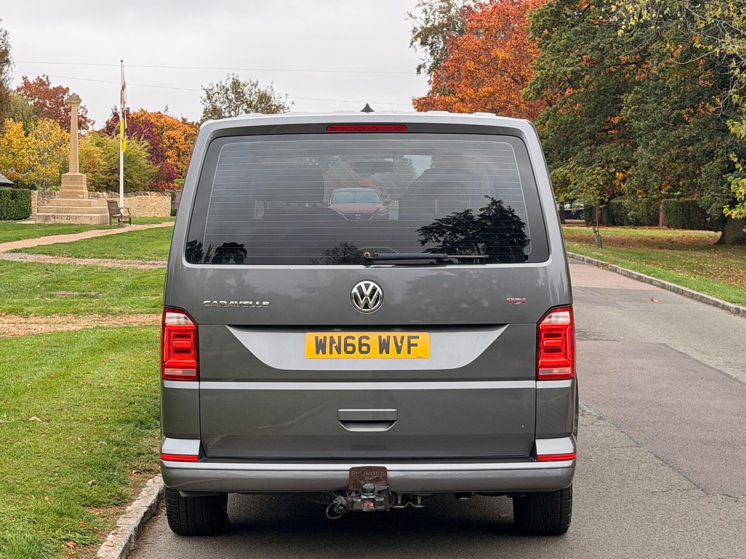 Used Volkswagen Caravelle 2017 for sale - 76152386: Photo 8