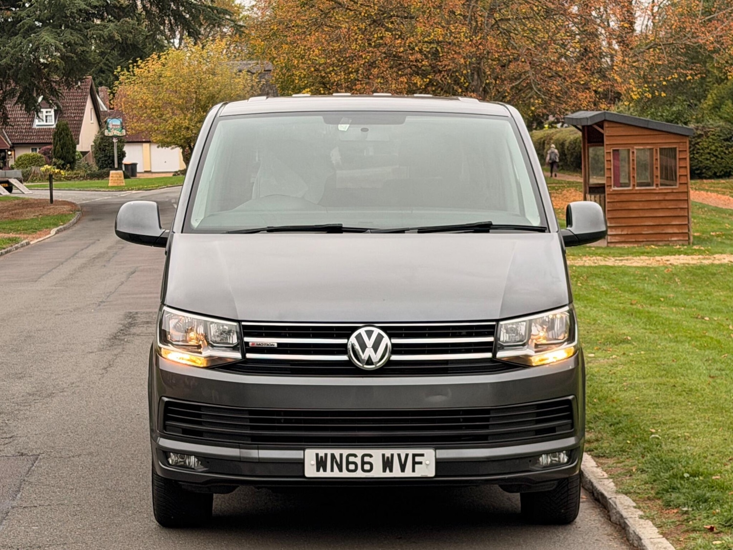 Used Volkswagen Caravelle 2017 for sale - 76152386: Photo 9