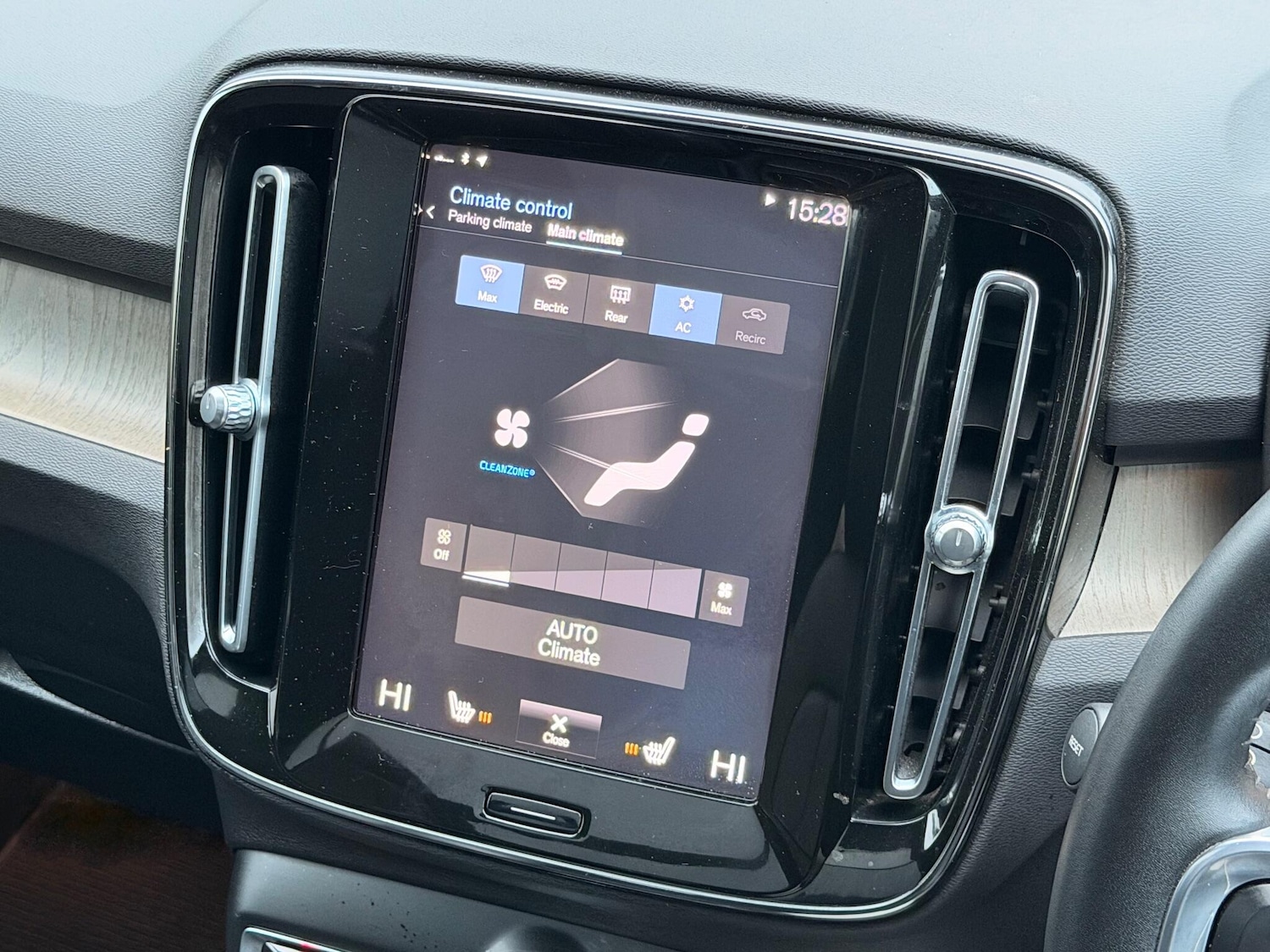 Used Volvo XC40 2019 for sale - 76671264: Photo 33