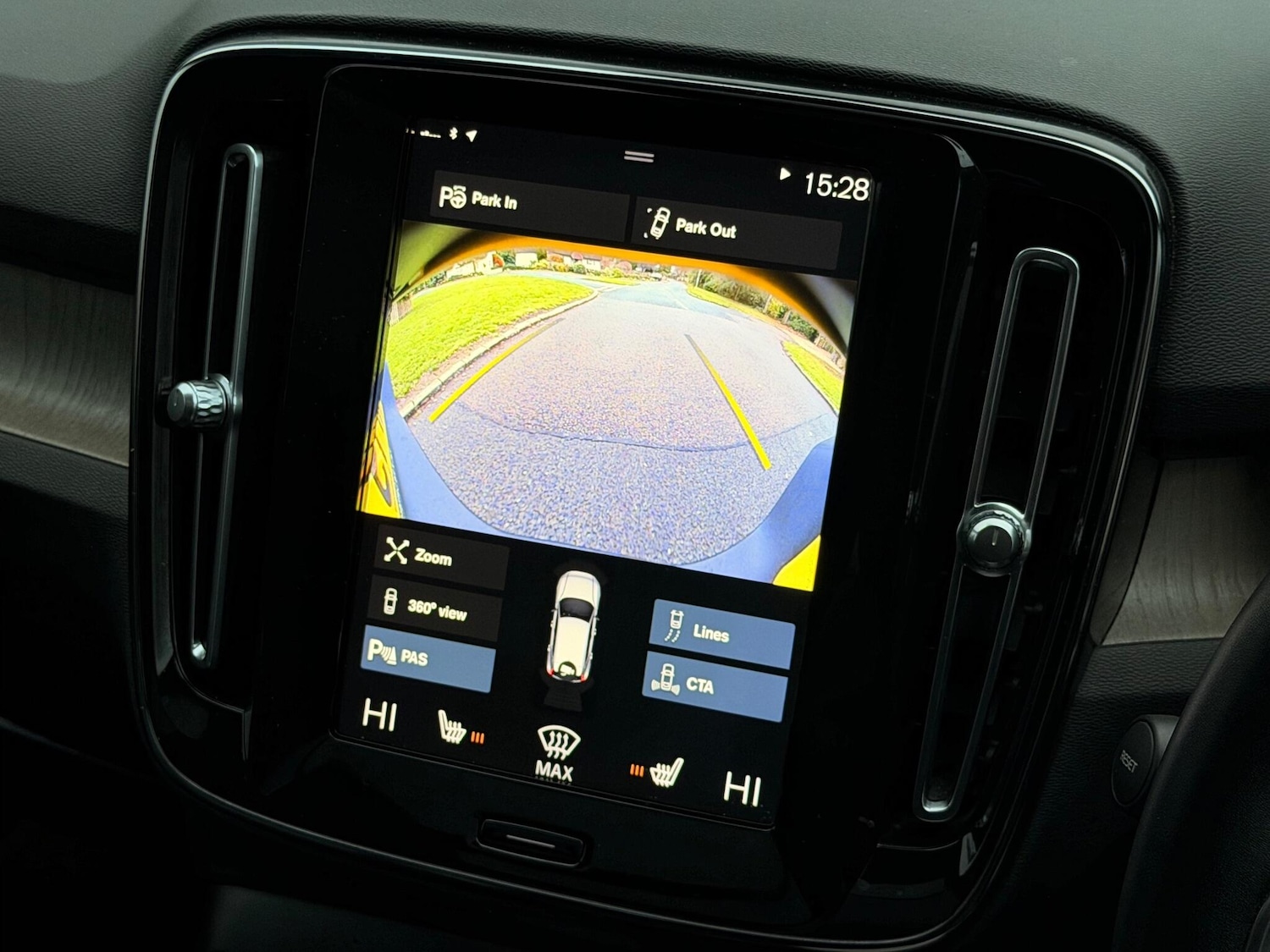 Used Volvo XC40 2019 for sale - 76671264: Photo 34