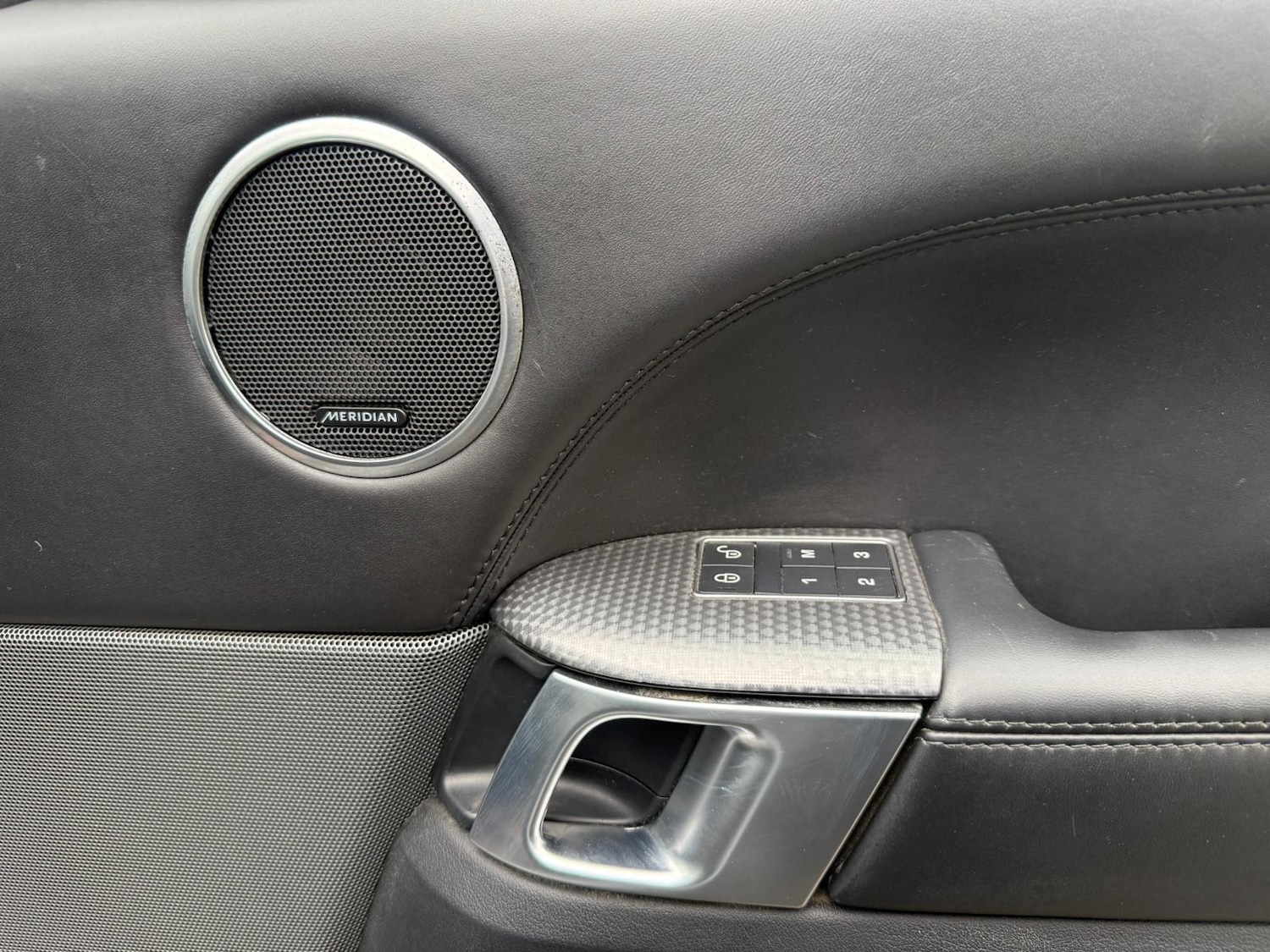 Used Land Rover Range Rover Sport 2015 for sale - 77175237: Photo 37