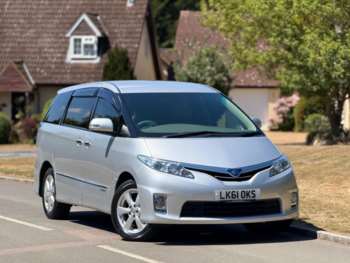 2024 (61) - 2.4 Petrol Hybrid Ahr20 4-Door