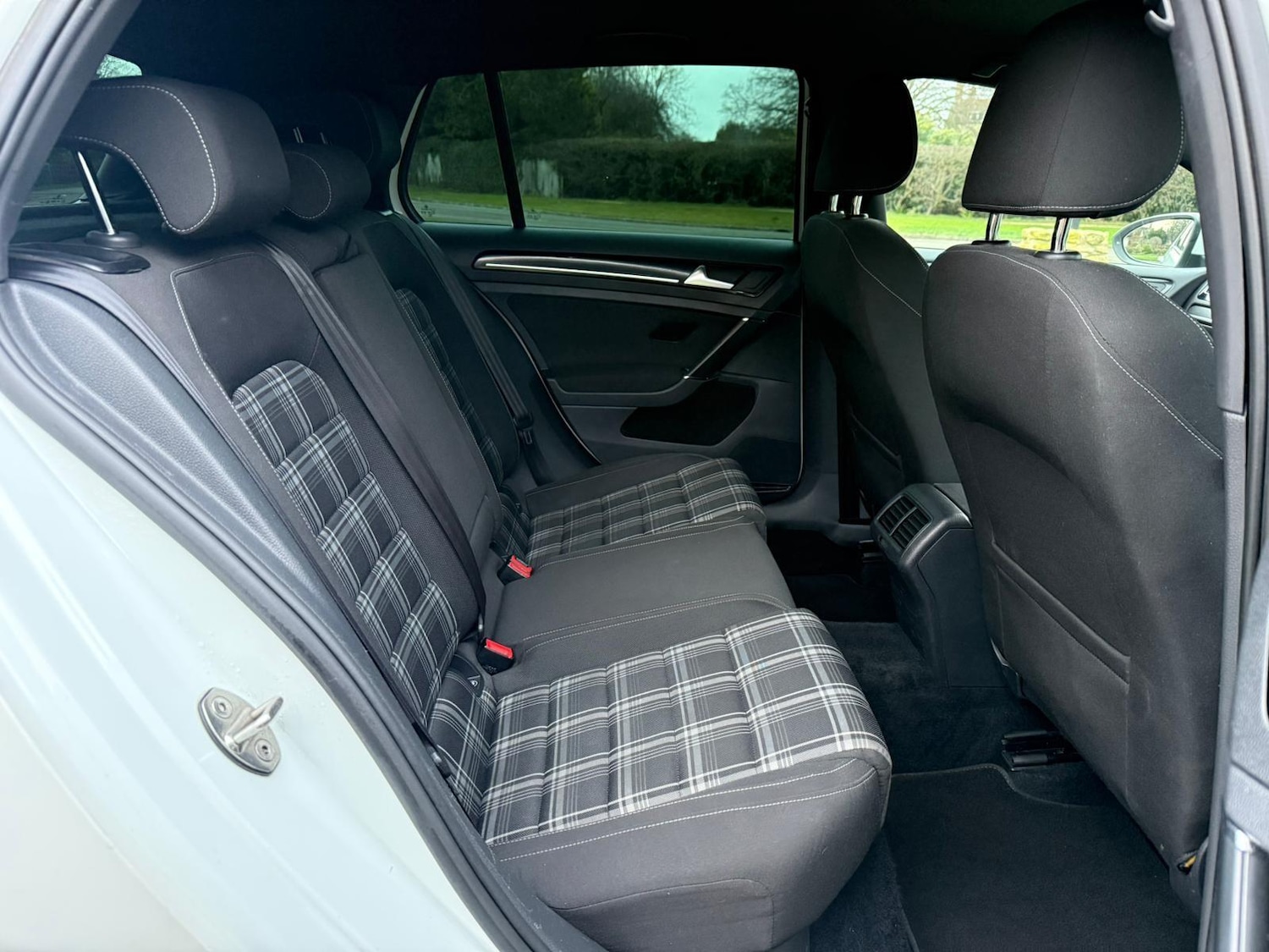 Used Volkswagen Golf 2014 for sale - 77351378: Photo 16