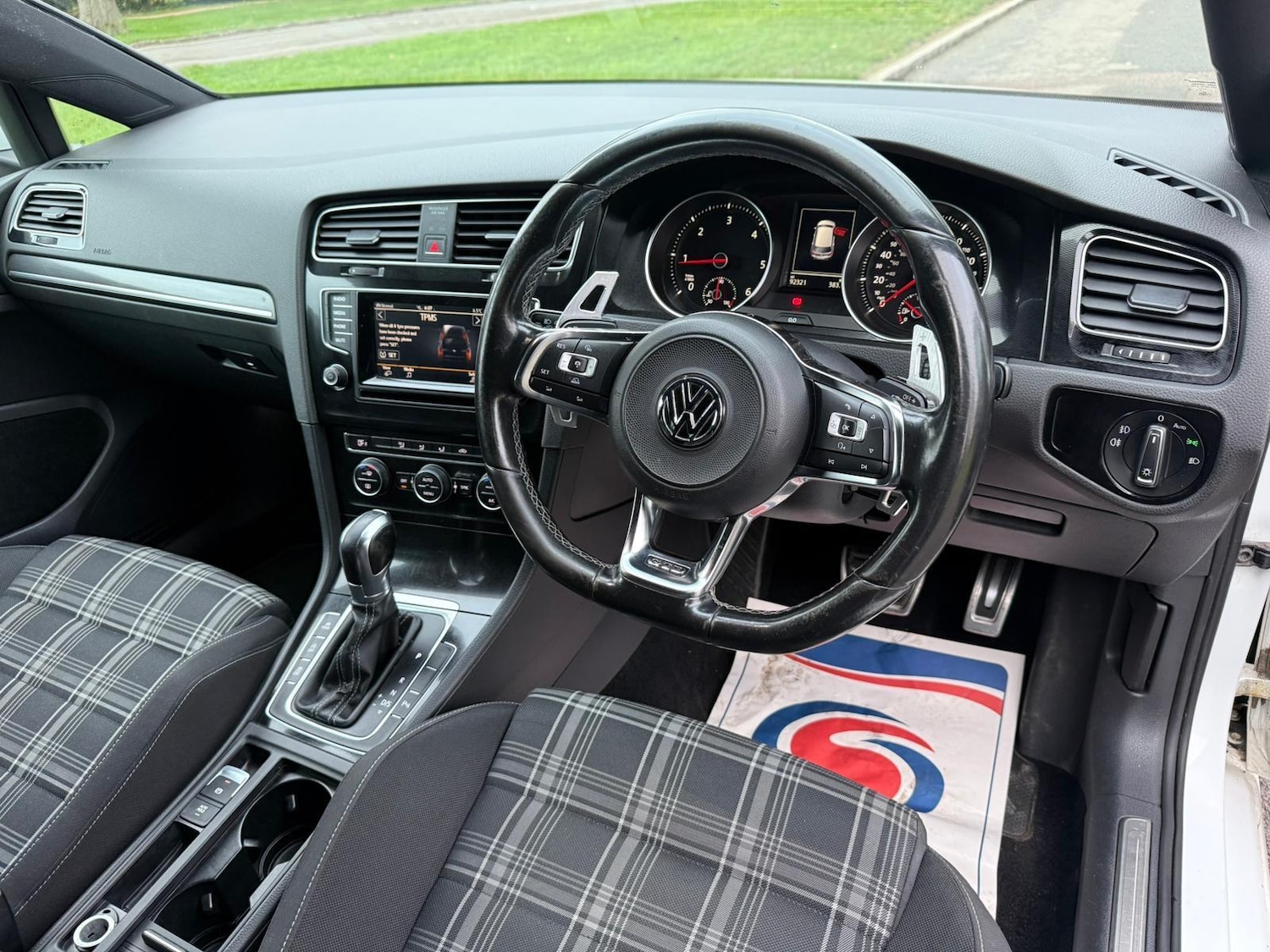 Used Volkswagen Golf 2014 for sale - 77351378: Photo 18