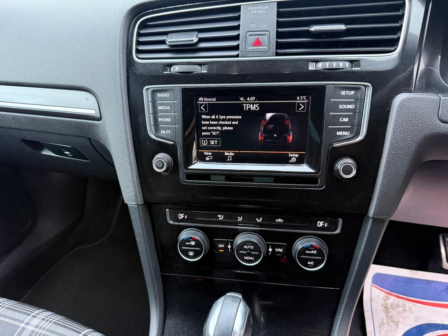 Used Volkswagen Golf 2014 for sale - 77351378: Photo 21