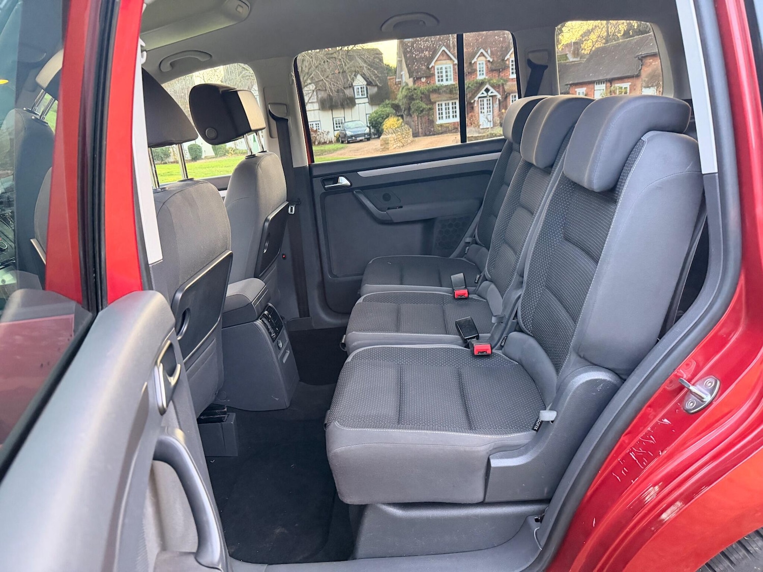 Used Volkswagen Touran 2015 for sale - 76538023: Photo 15