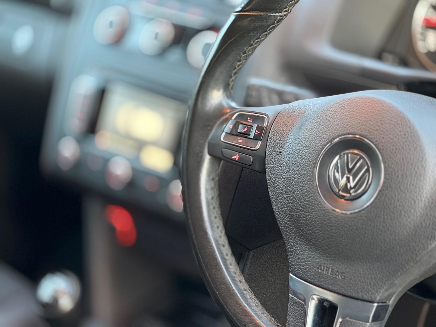 Used Volkswagen Touran 2015 for sale - 76538023: Photo 23