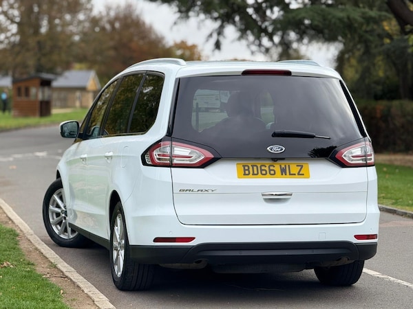 Used Ford Galaxy 2017 for sale - 75623999: Photo 2