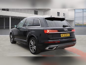 Used Audi Q7 2020 for sale - 76498686: Photo