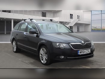 2015 (64) - 2.0 TDI CR 140 Elegance 5dr