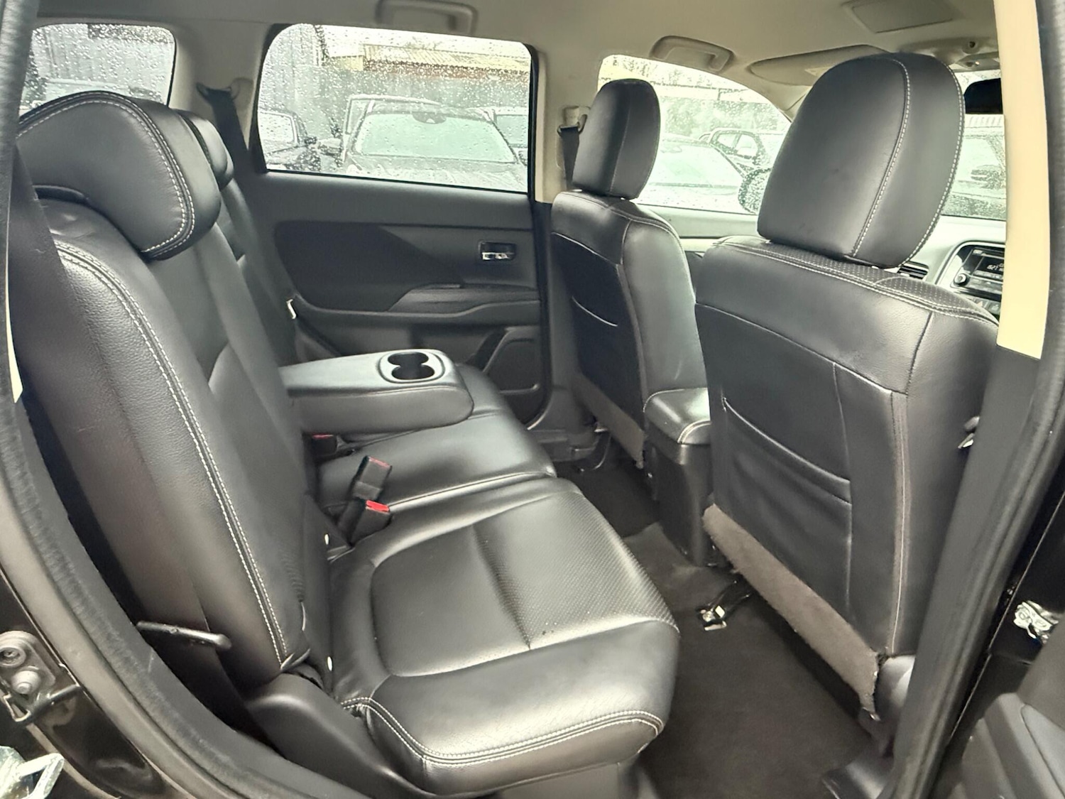 Used Mitsubishi Outlander 2016 for sale - 76538179: Photo 10