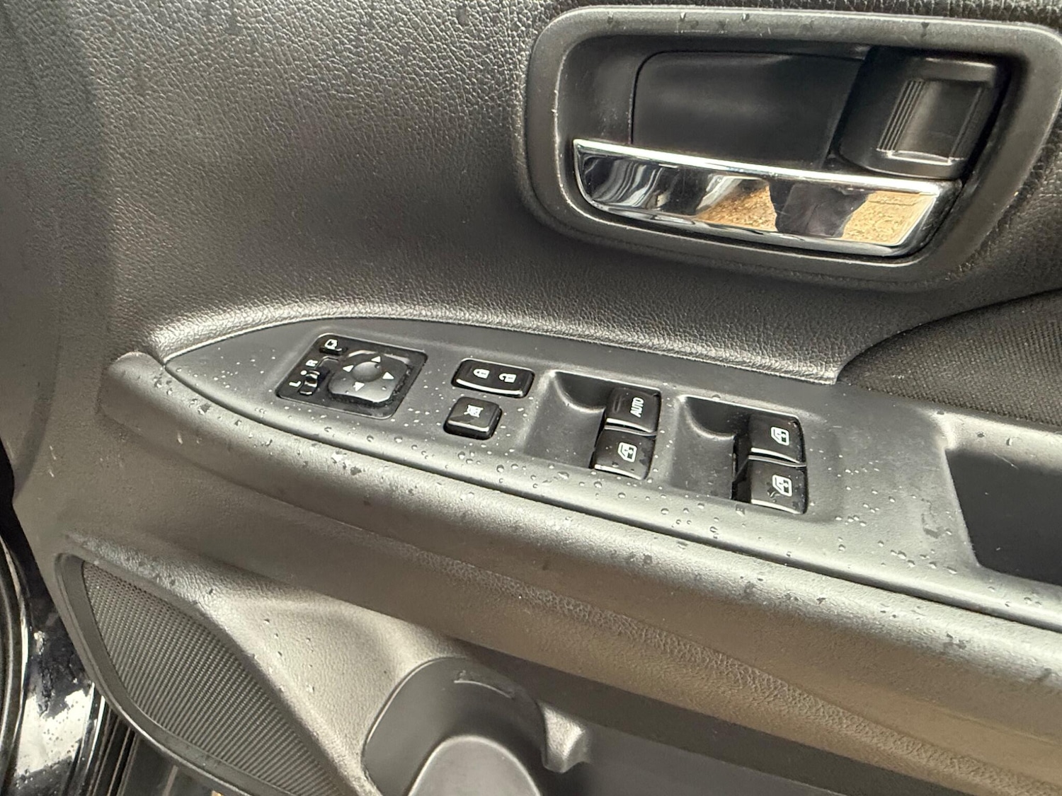 Used Mitsubishi Outlander 2016 for sale - 76538179: Photo 15