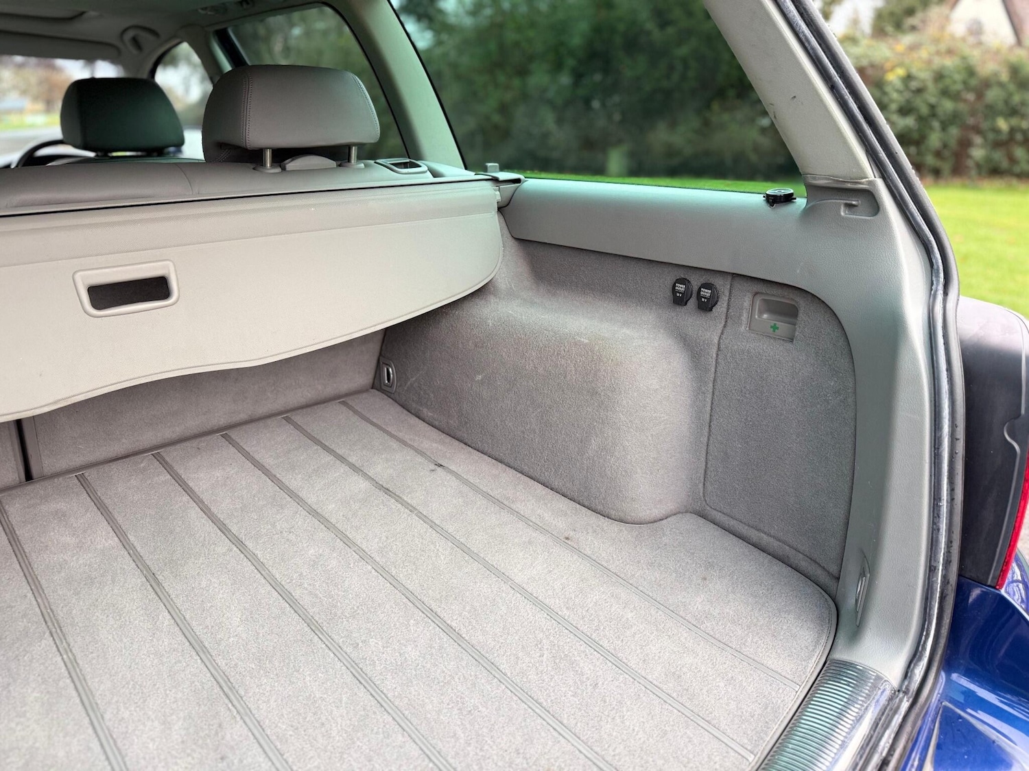 Used Volkswagen Passat 2003 for sale - 76942402: Photo 15