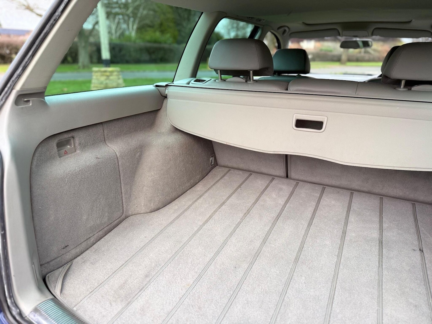 Used Volkswagen Passat 2003 for sale - 76942402: Photo 16