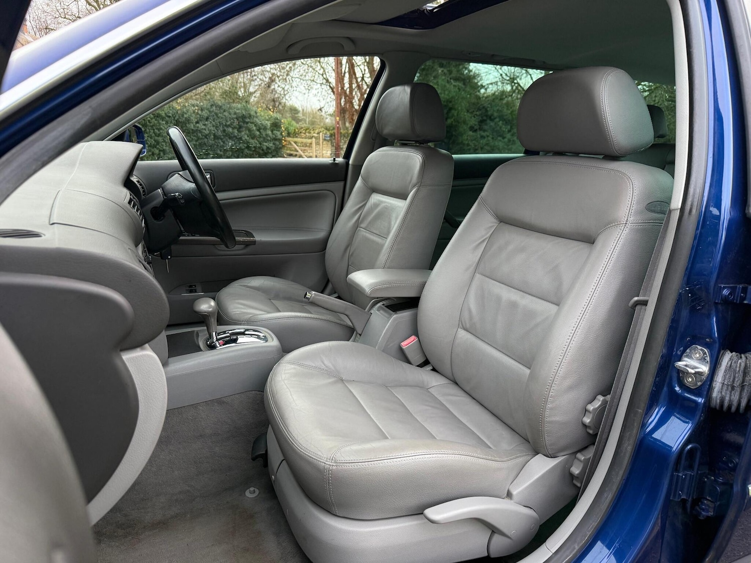 Used Volkswagen Passat 2003 for sale - 76942402: Photo 20