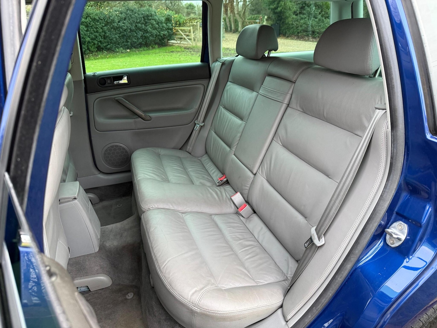 Used Volkswagen Passat 2003 for sale - 76942402: Photo 21