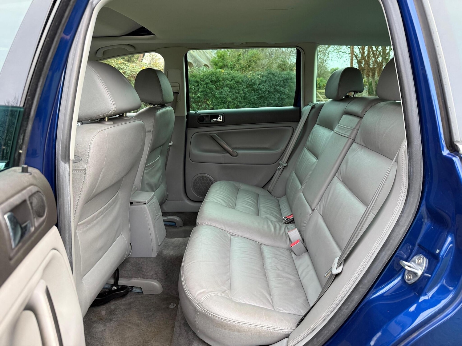 Used Volkswagen Passat 2003 for sale - 76942402: Photo 22