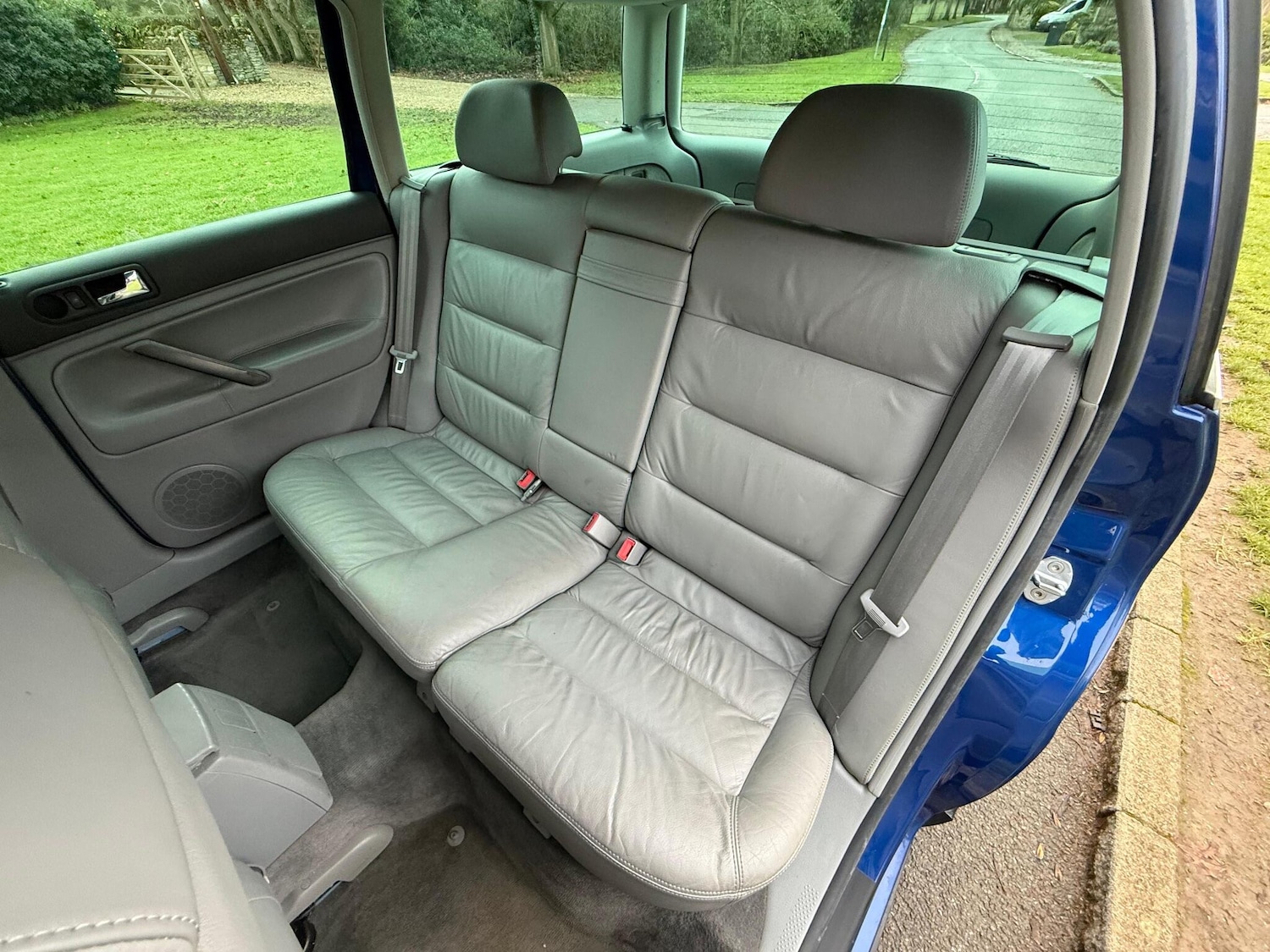 Used Volkswagen Passat 2003 for sale - 76942402: Photo 23