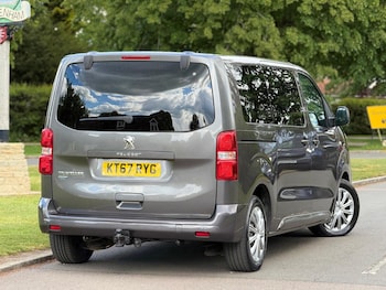 Used Peugeot Traveller 2018 for sale - 78047709: Photo