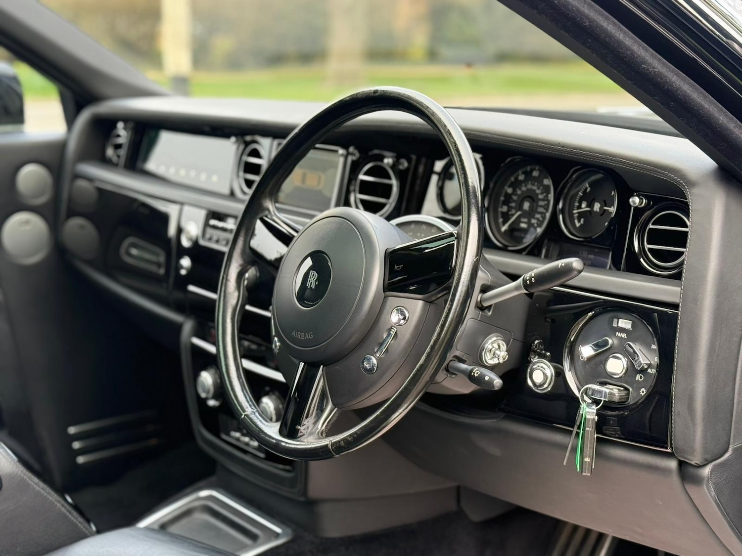 Used Rolls-Royce Phantom for sale - 78214783: Photo 40