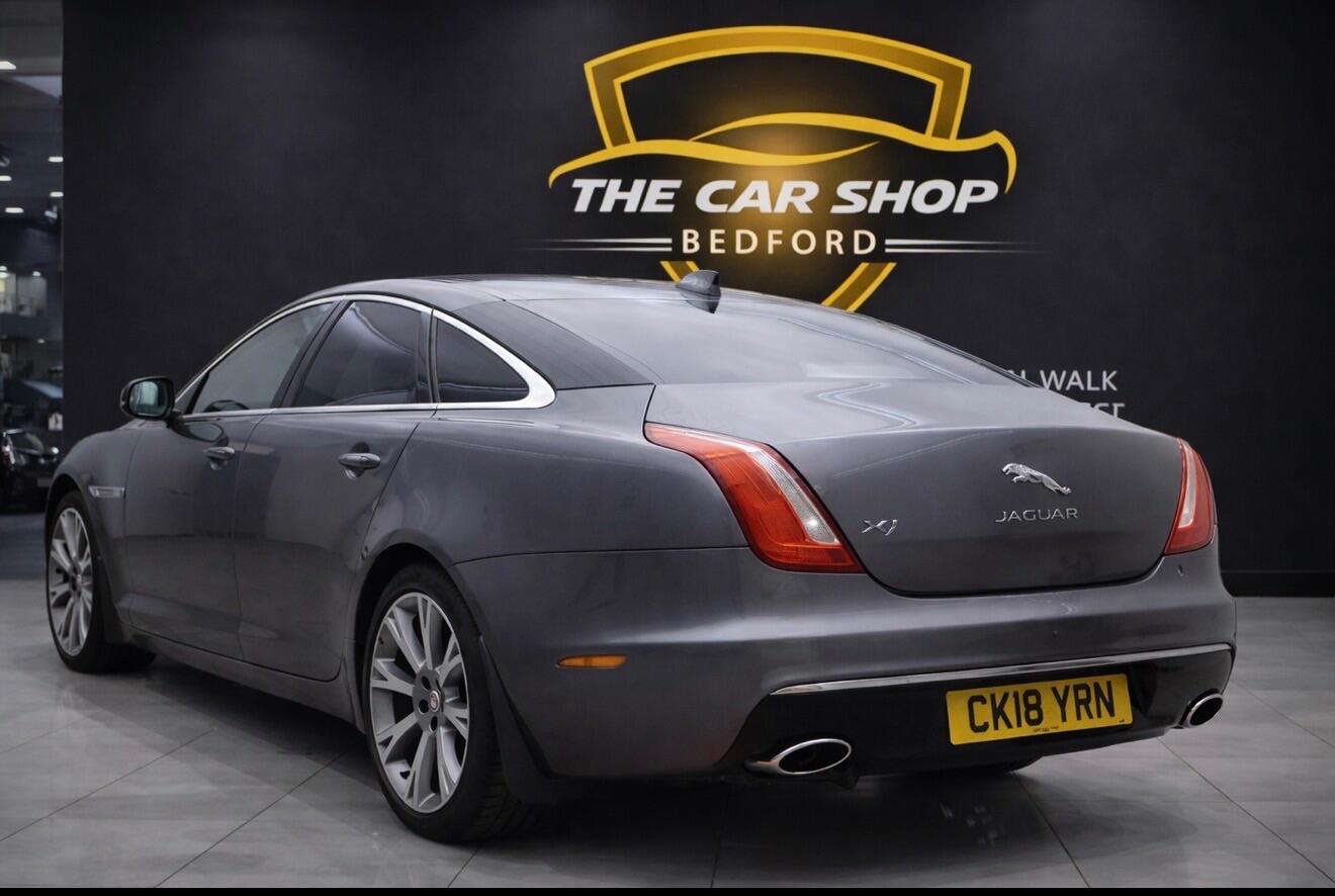 Used Jaguar XJ 2018 for sale - 77396317: Photo 2