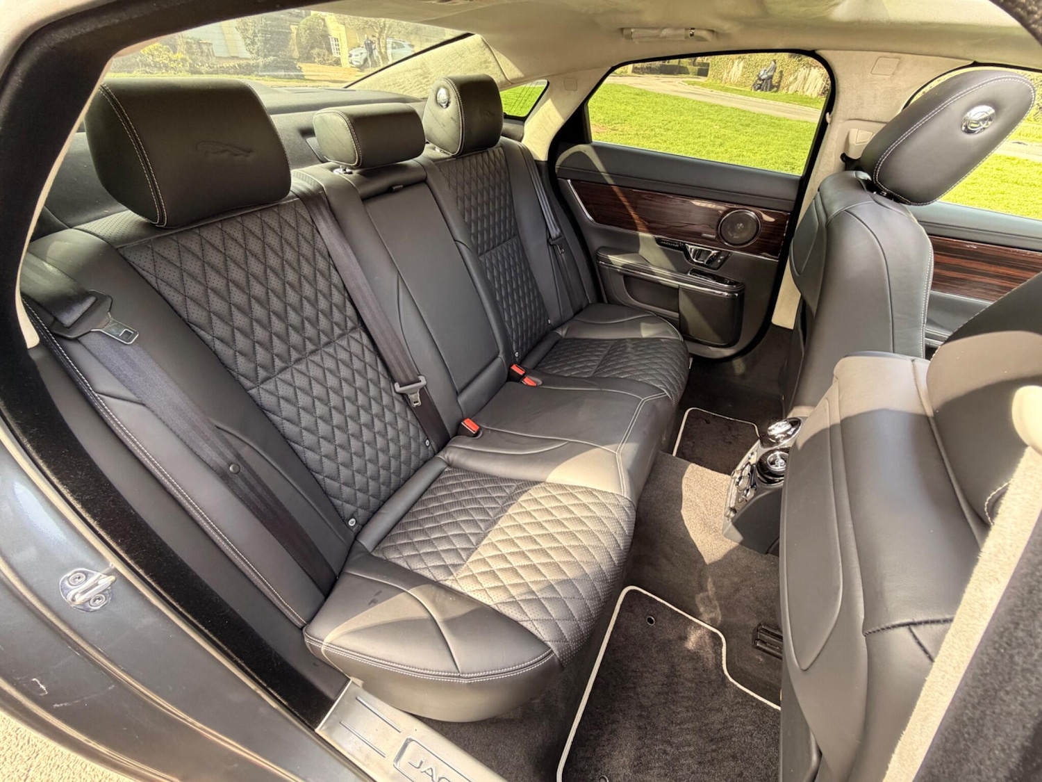 Used Jaguar XJ 2018 for sale - 77396317: Photo 25