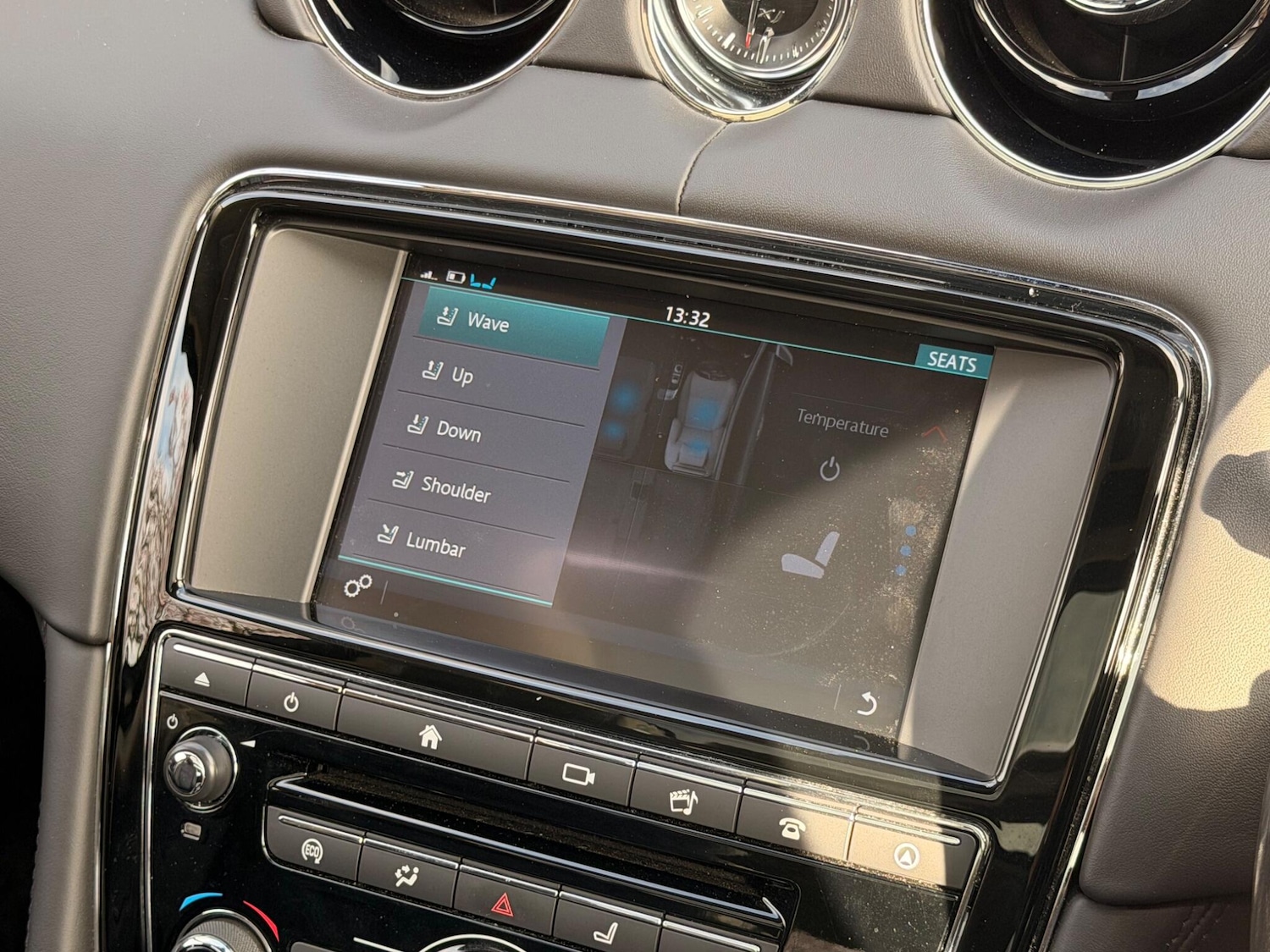 Used Jaguar XJ 2018 for sale - 77396317: Photo 46