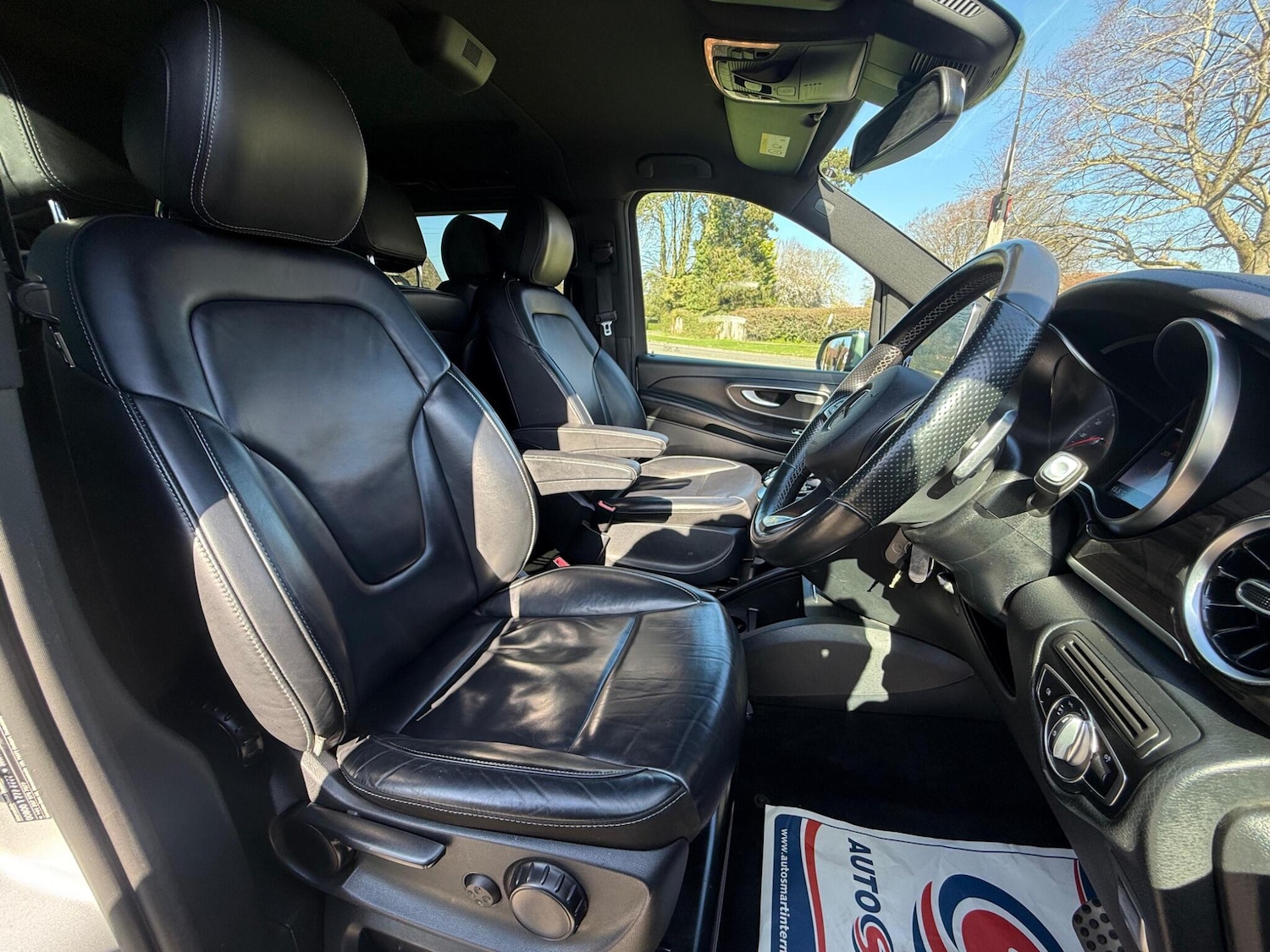 Used Mercedes-Benz V-Class 2020 for sale - 77524026: Photo 12