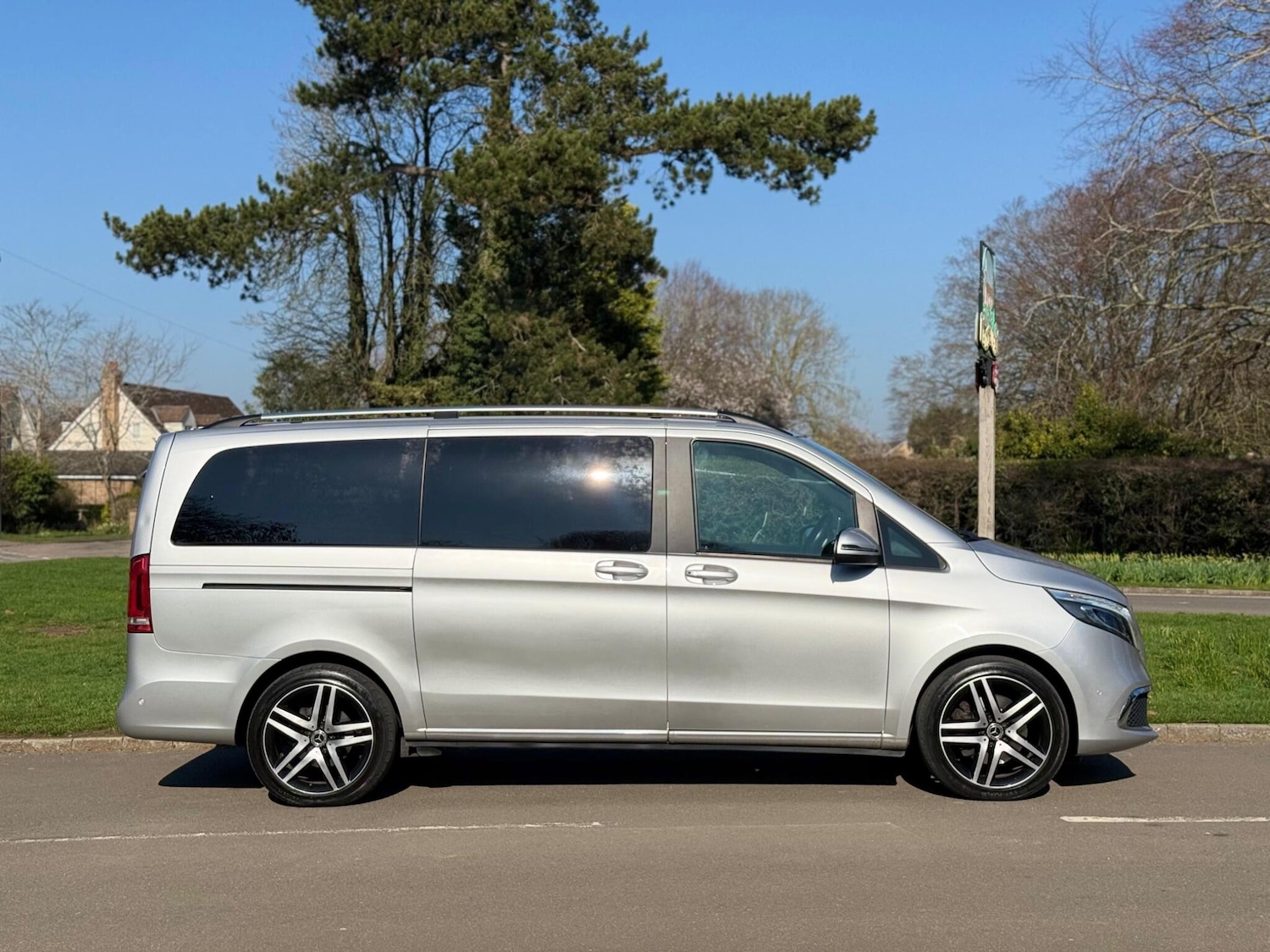 Used Mercedes-Benz V-Class 2020 for sale - 77524026: Photo 8