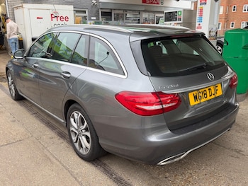 Used Mercedes-Benz C Class 2018 for sale - 78062789: Photo