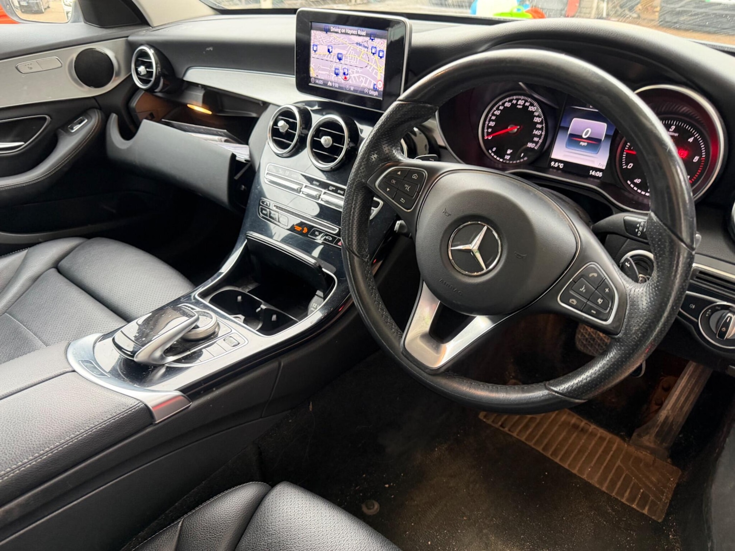 Used Mercedes-Benz C Class 2018 for sale - 78062789: Photo 4