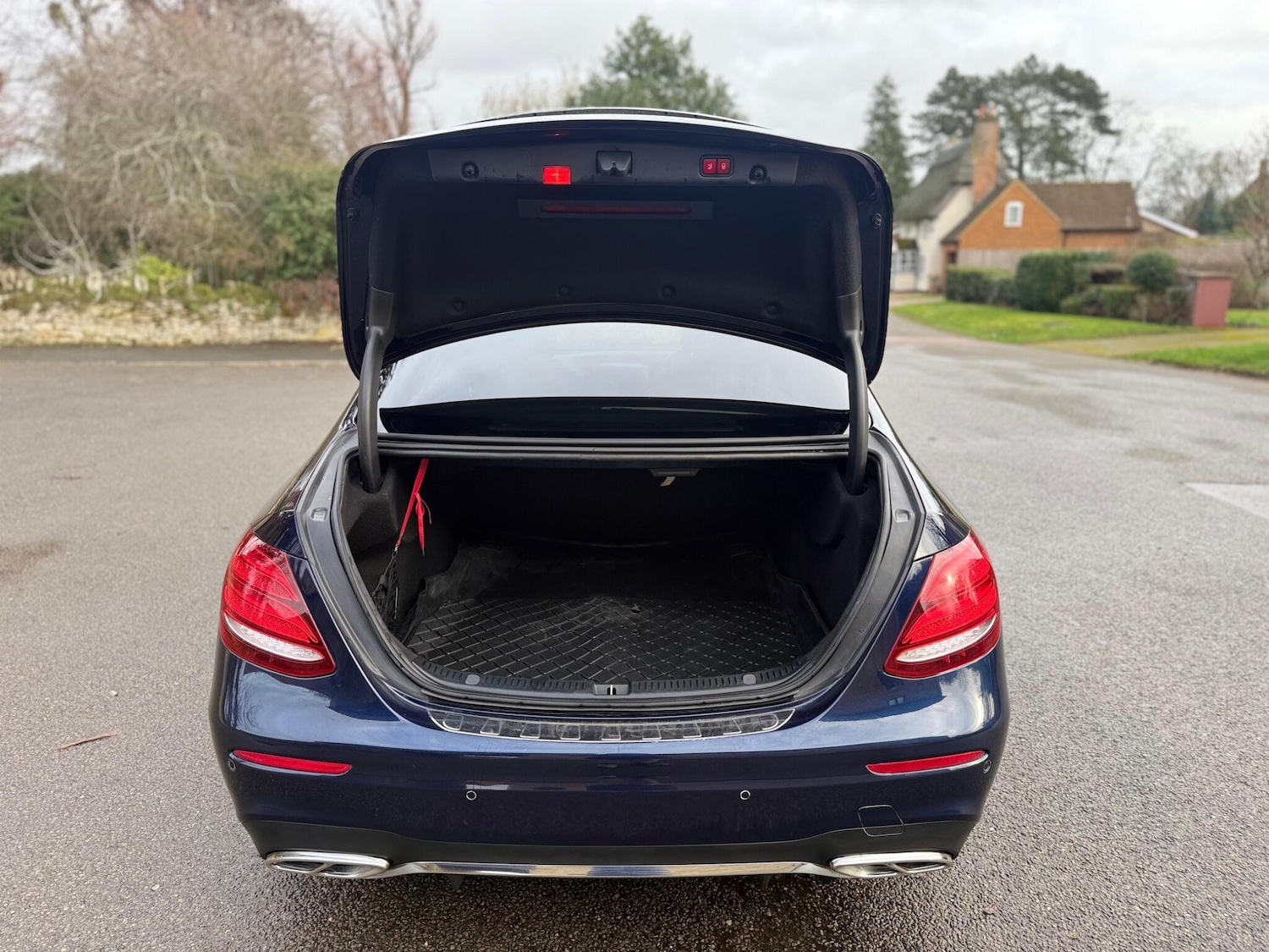 Used Mercedes-Benz E Class 2018 for sale - 77203909: Photo 10