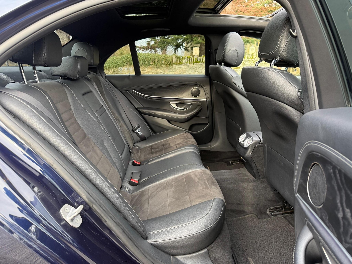 Used Mercedes-Benz E Class 2018 for sale - 77203909: Photo 17